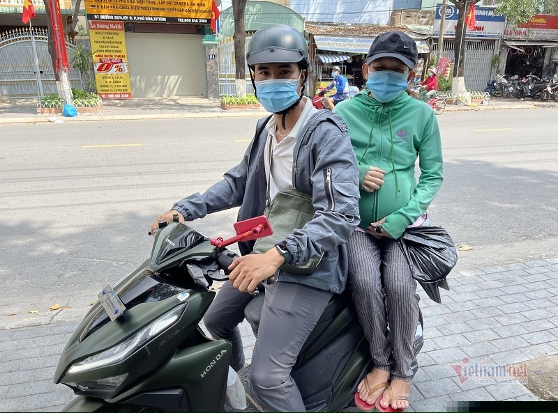 Giám đốc 9X dùng mạng xã hội giúp những mảnh đời bất hạnh