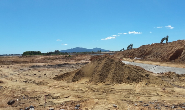 Xử phạt Công ty Trung Nam đổ đất lấn sông Cu Đê ở Đà Nẵng