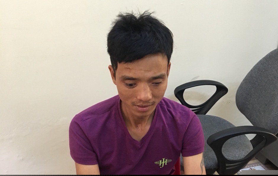 Đối tượng tại cơ quan công an