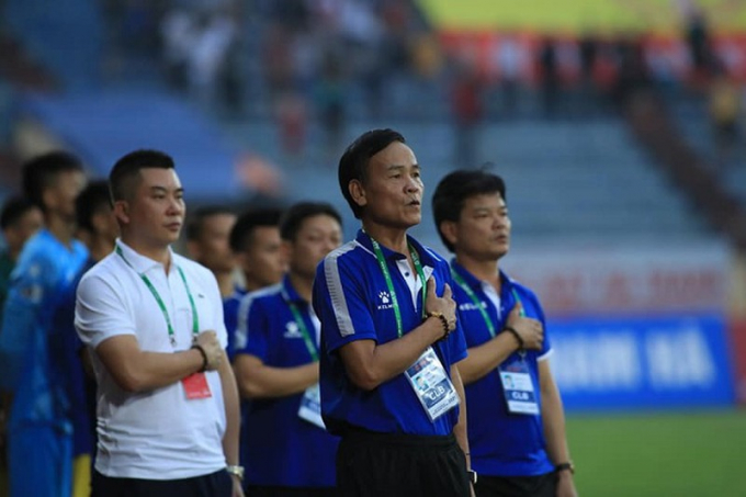 BHL CLB Nam Định lúc nào cũng truyền cho cầu thủ tinh thần thi đấu hết mình