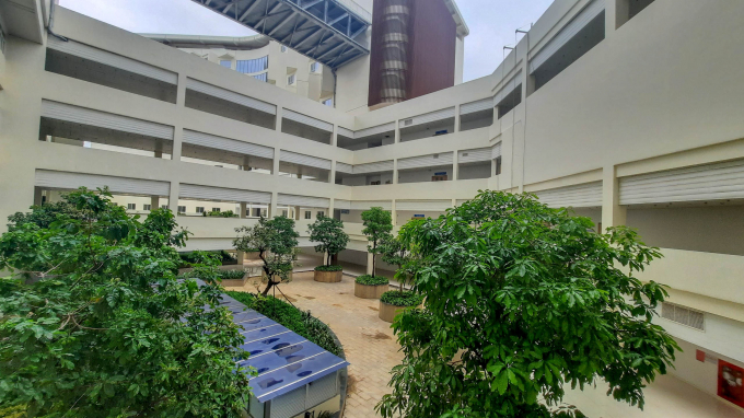 z2448202180005_6fa485e3e29ca7d4939077434421bcee