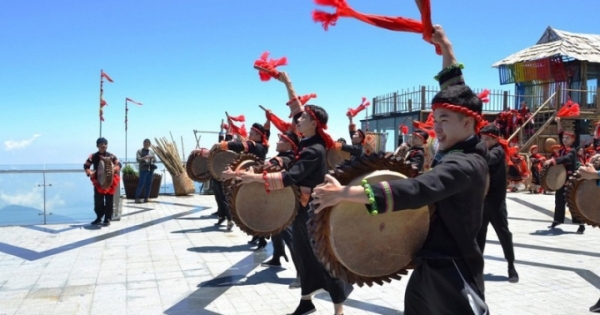 Vì sao Sapa "cháy phòng" khách sạn dịp nghỉ lễ 30/4 - 1/5?