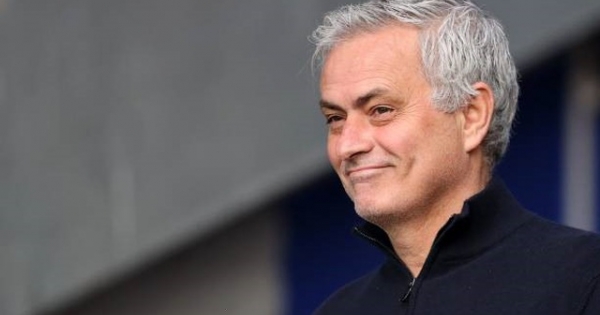 Sa thải HLV Mourinho trước thềm chung kết, Tottenham liệu có sai?