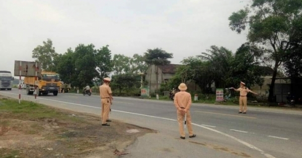 Hà Tĩnh:  Truy tìm ô tô gây tai nạn khiến cụ ông 90 tuổi tử vong