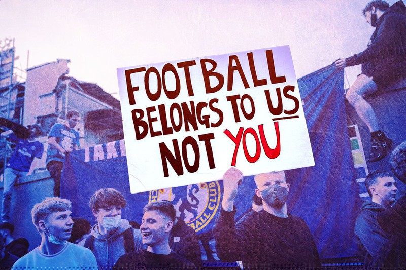 Cổ động viên phản ứng trước kế hoạch tổ chức European Super League.  