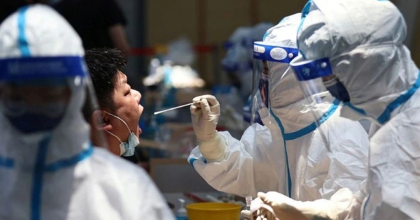 Trung Quốc ghi nhận ca Covid-19 kỷ lục, phát hiện biến thể mới của Omicron