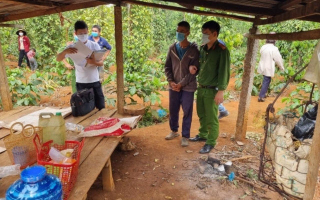 Đắk Lắk: Công an thị xã Buôn Hồ bắt nóng đối tượng trộm cắp tài sản.