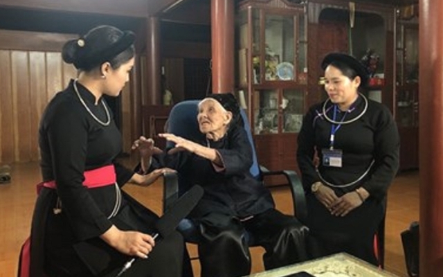 Người phụ nữ đưa cơm cho Bác Hồ ở Pác Bó qua đời