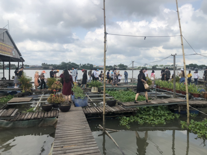 z3333697238814_1e3ffe04930c0a8853b2937675a6e035