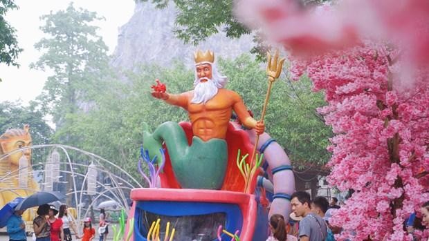 Không gian lễ hội sẽ hóa thành đại dương rực rỡ với nhiều mô hình tiểu cảnh ấn tượng được thiết kế và trang trí kỳ công. (Ảnh: (CTV/Vietnam+)