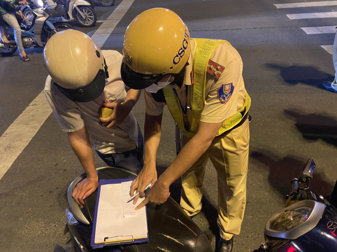 z3344723710826_819e37035e505556992bfd50388f621e