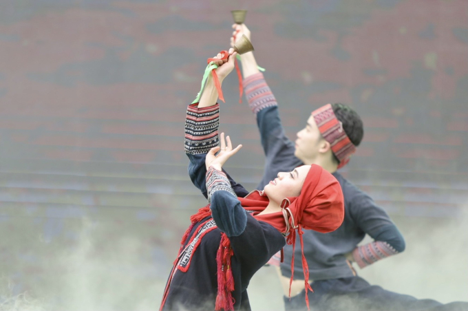 defca2cced35236b7a24