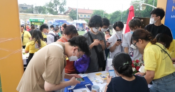 PVcomBank “hút” gen Z trong Ngày thẻ Việt Nam lần 2