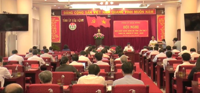 Hội nghị đã thông qua báo cáo và thảo luận kết quả thực hiện nhiệm vụ quý I với kết quả đạt được rất khả quan, tích cực một cách sáng tạo, linh hoạt, đồng bộ, thực hiện tốt việc thích ứng an toàn, linh hoạt, kiểm soát hiệu quả dịch COVID-19, đẩy mạnh hoạt động sản xuất, kinh doanh.