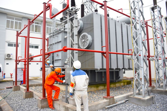 EVNHANOI cùng các đơn vị thi công đẩy nhanh tiến độ các dự án 110kV, 220kV
