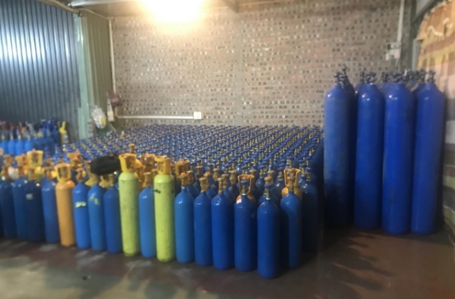 Hải Phòng: Phát hiện, thu giữ gần 1.200 bình khí không rõ nguồn gốc