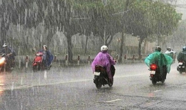 Thời tiết dịp nghỉ lễ 30/4-1/5: Bắc bộ có mưa dông, vùng núi trời chuyển lạnh