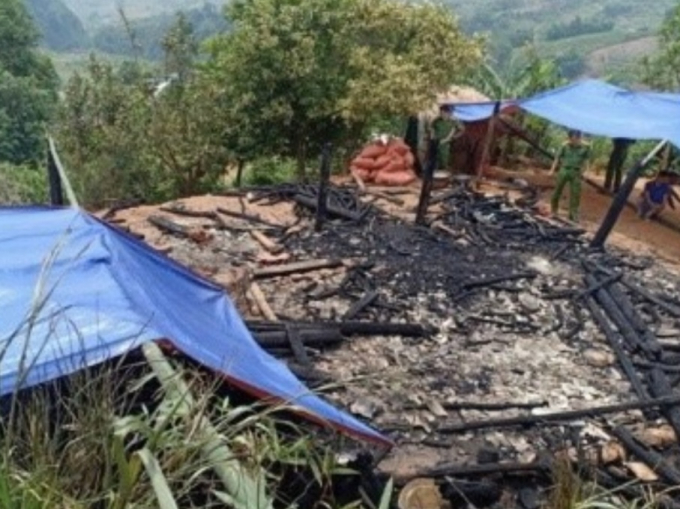 Hiện trường vụ hỏa hoạn làm 1 cháu bé tử vong.