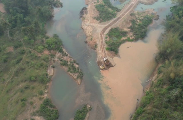 Xử l&yacute; nghi&ecirc;m doanh nghiệp sai phạm tại dự &aacute;n khai th&aacute;c mỏ c&aacute;t, sỏi T&acirc;n Lang