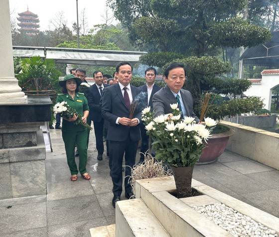 z4247526311200-532b7980a73b99c5c87039cf0c1155f7-8901