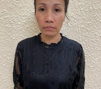 Kiểm tra vi phạm giao thông, phát hiện người phụ nữ mang ma tuý đi bán