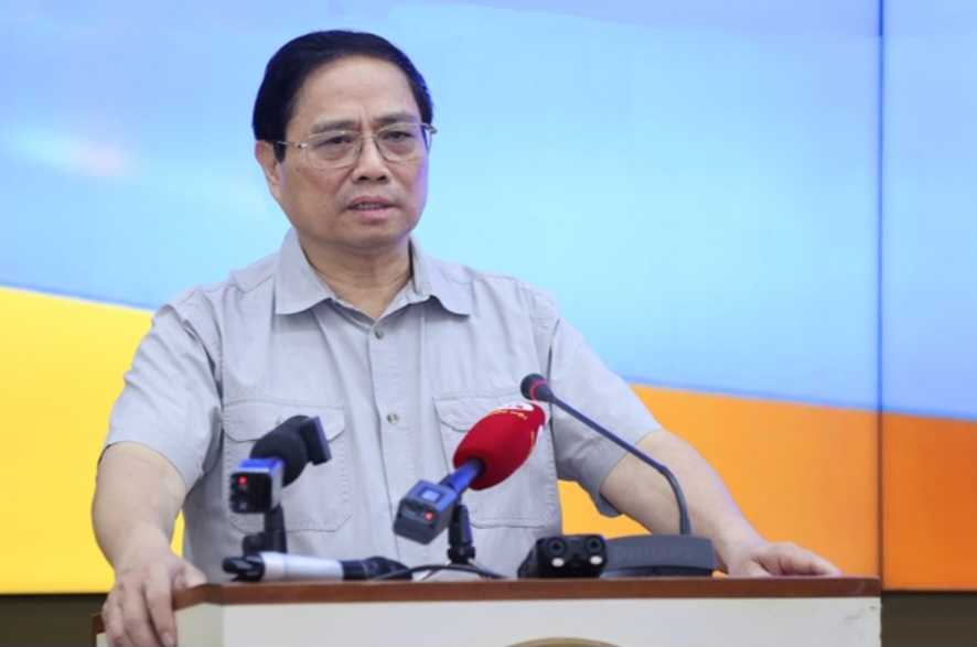 Thường trực Ch&iacute;nh phủ l&agrave;m việc với Ban Thường vụ Th&agrave;nh ủy TPHCM - Ảnh 3.  Thủ tướng cho biết, cuộc l&agrave;m việc nhằm đưa ra giải ph&aacute;p chắc chắn, kịp thời, linh hoạt, hiệu quả ph&aacute;t triển kinh tế-x&atilde; hội của Th&agrave;nh phố - Ảnh: VGP/Nhật Bắc