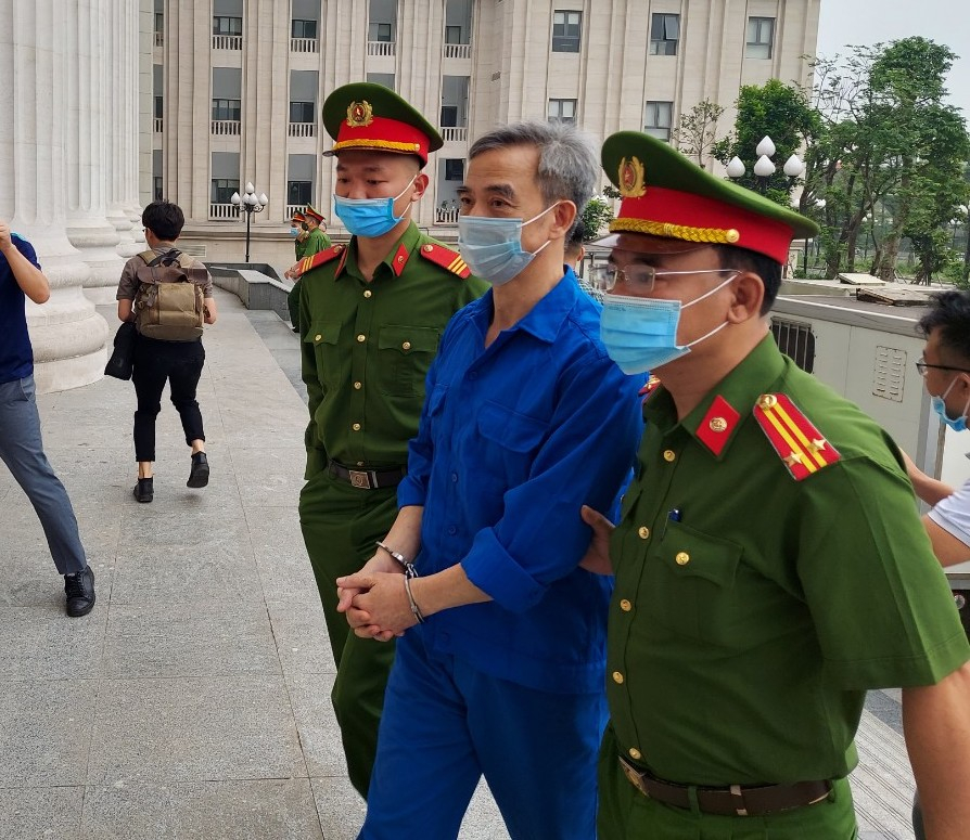 z4271053487766_b9eaab69d99456f85c78baa7f9869416