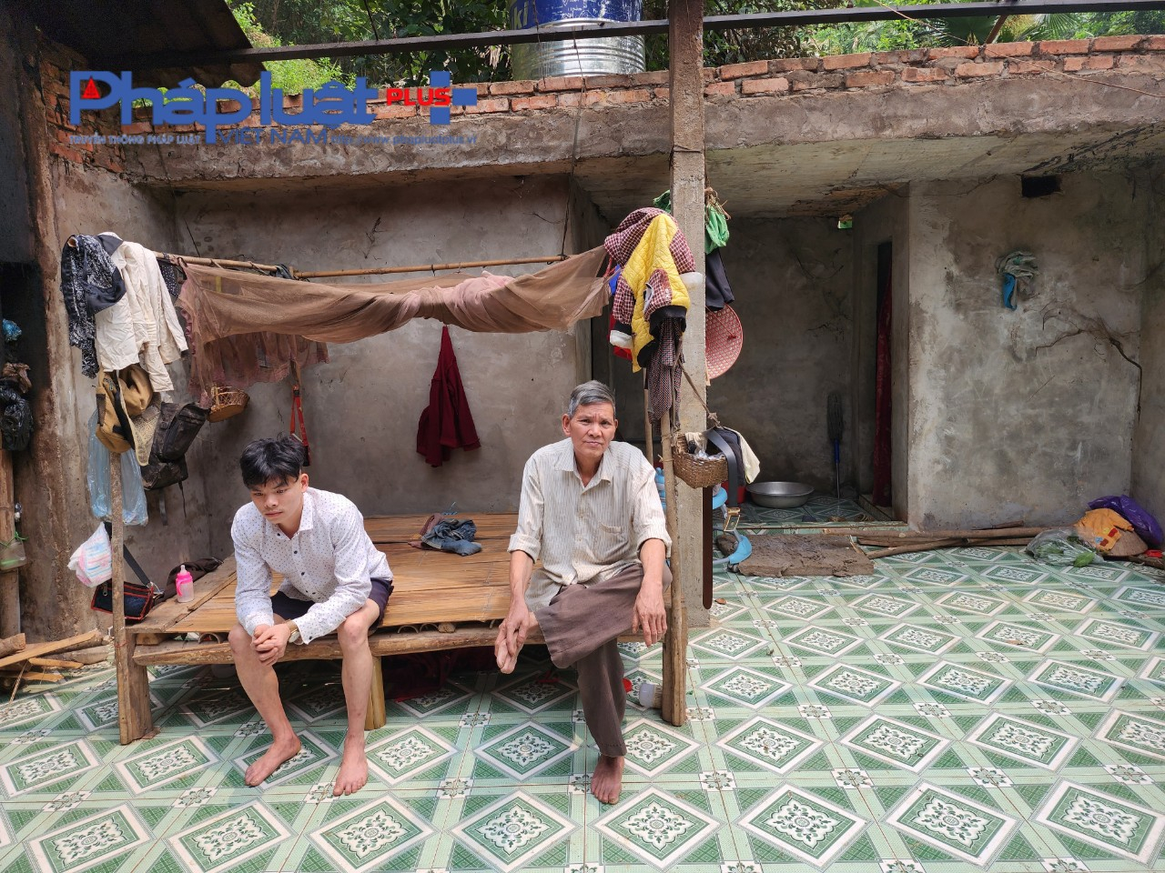 z4270625610221_fd1f784c0cead2c3b7a79c412ccaa26a (1)