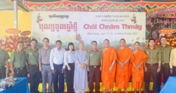 Bình Dương: Chúc Tết cổ truyền của đồng bào Khmer