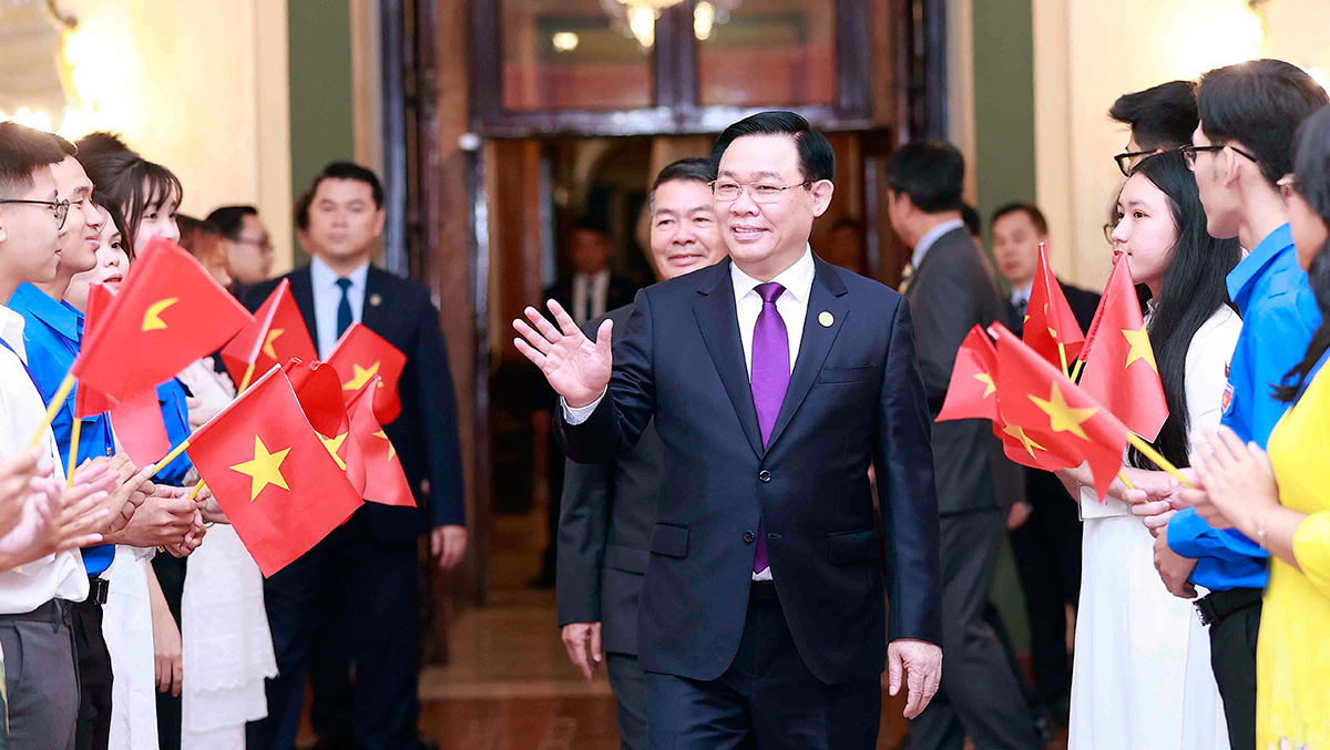 tham-dai-su-quan-1681928341825