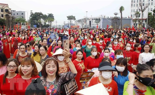 ttxvn_ky_luc_ao_dai.