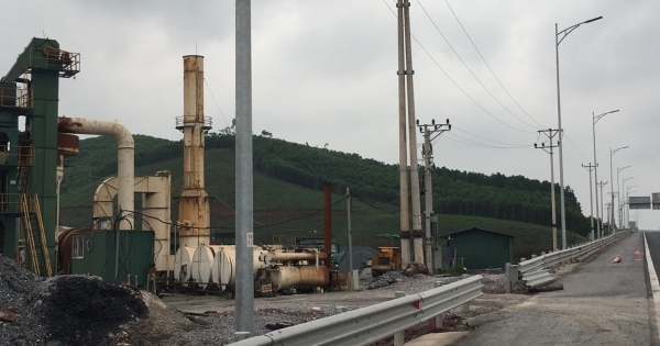 Cần truy trách nhiệm Công ty TNHH Hoàn Hảo tự ý tháo hộ lan đấu nối vào đường cao tốc Hải Phòng - Móng Cái