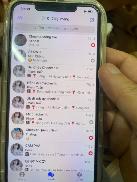 Quảng Ninh: Ập vào nhà nghỉ, bắt quả tang 3 đối tượng người nước ngoài mua dâm