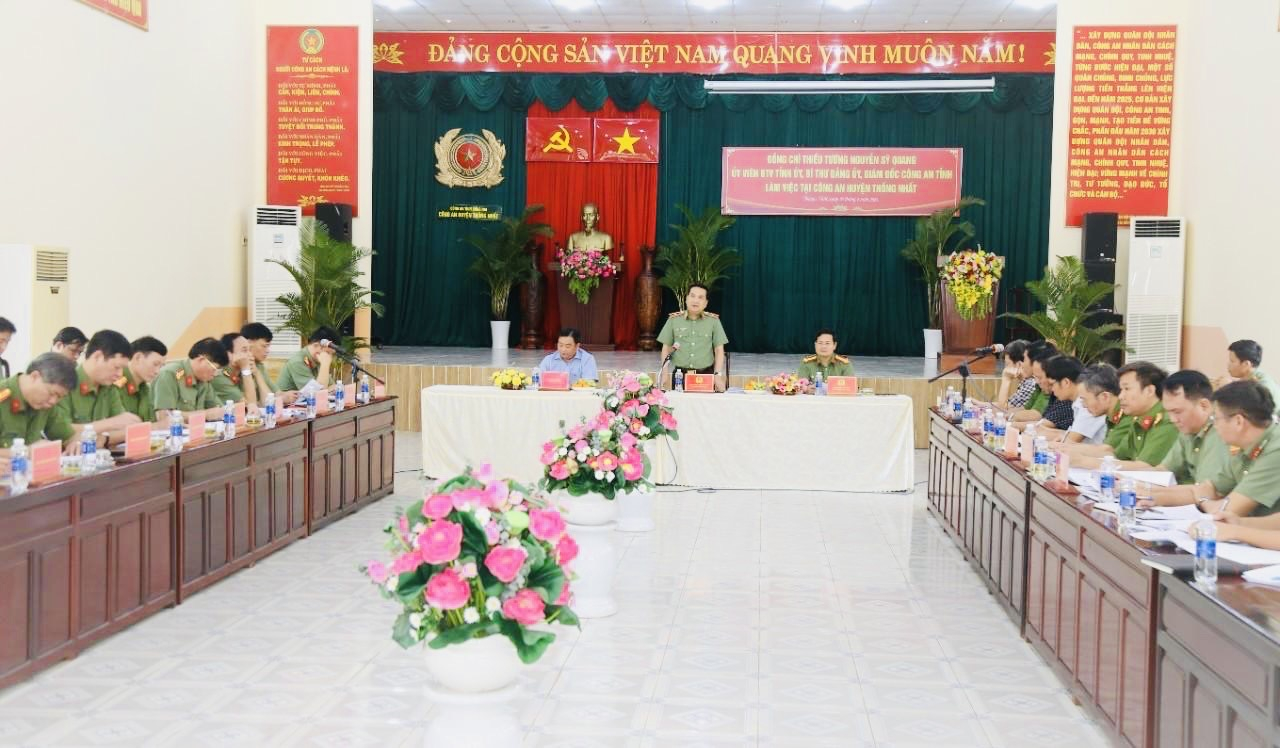 Toàn cảnh buổi làm việc ngày 28/4