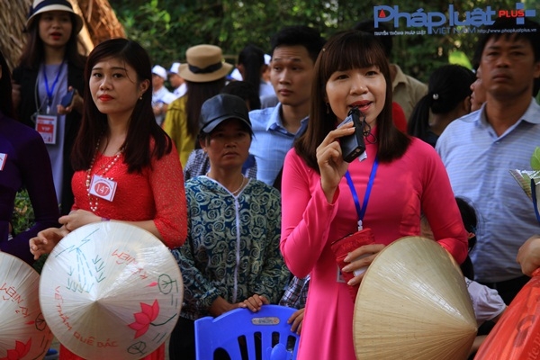 Top 15 Người đẹp Ảnh Việt Nam duy&ecirc;n d&aacute;ng trong t&agrave; &aacute;o d&agrave;i tại qu&ecirc; B&aacute;c