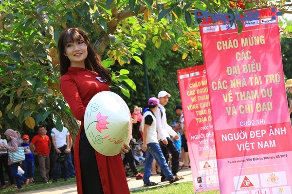 Ngắm loạt ảnh top 15 Người đẹp Ảnh Việt Nam khoe sắc trong t&agrave; &aacute;o d&agrave;i truyền thống