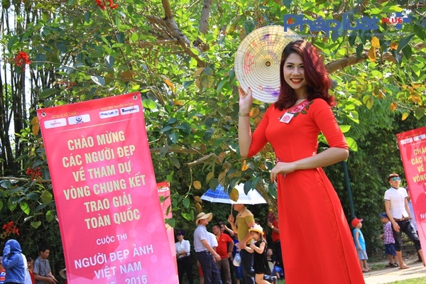 Th&iacute; sinh Nguyễn Thị Thơm.