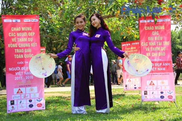 Ngắm loạt ảnh top 15 Người đẹp Ảnh Việt Nam khoe sắc trong t&agrave; &aacute;o d&agrave;i truyền thống