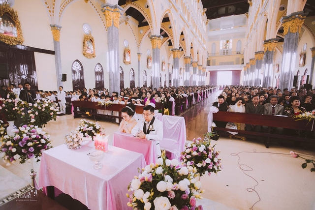 Đ&aacute;m cưới tiền tỷ rước d&acirc;u bằng m&aacute;y bay của c&ocirc; g&aacute;i Nam Định