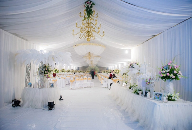 Đ&aacute;m cưới tiền tỷ rước d&acirc;u bằng m&aacute;y bay của c&ocirc; g&aacute;i Nam Định