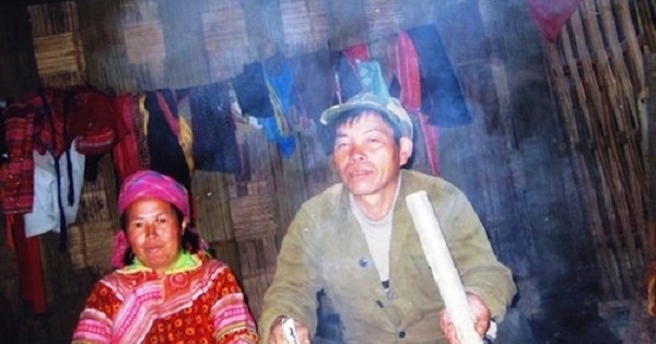 Bí mật khu mả Tây trên đỉnh Tây Côn Lĩnh