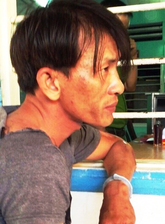 Cảnh s&aacute;t h&igrave;nh sự nổ s&uacute;ng, rượt đuổi 2 t&ecirc;n trộm tr&ecirc;n phố S&agrave;i G&ograve;n