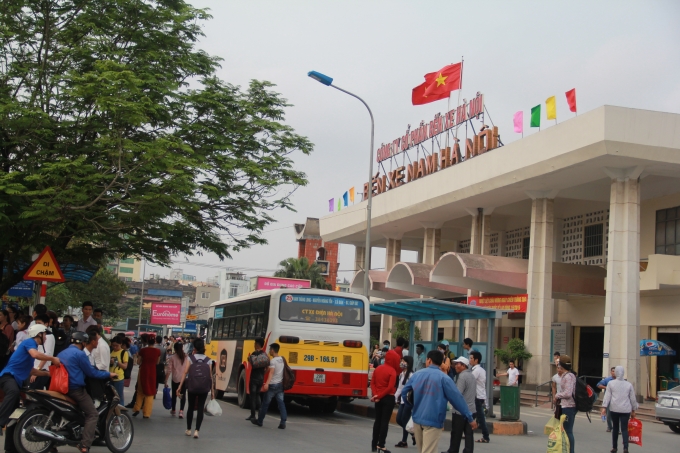 Ng&agrave;y 3/5, người d&acirc;n khắp nơi đ&atilde; trở về Thủ đ&ocirc; để chuẩn bị cho 1 tuần l&agrave;m việc mới.&nbsp;