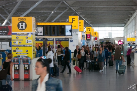 H&eacute; lộ danh s&aacute;ch 8 s&acirc;n bay tồi tệ nhất thế giới