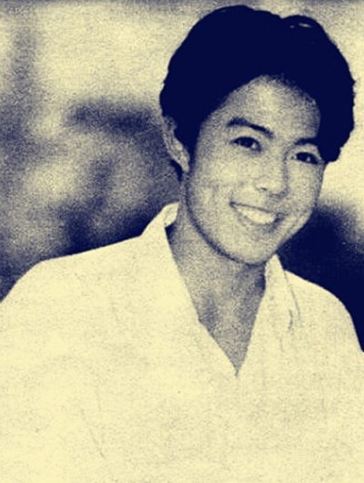 Thời trẻ tr&ocirc;ng vua C&agrave;n Long c&oacute; vẻ kh&aacute; thư sinh v&agrave; bảnh trai. Ảnh: Internet.