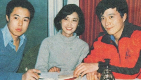 Ảnh chụp chung với c&aacute;c bạn diễn c&ugrave;ng thời với Trương Thiết L&acirc;m. Ảnh: Internet.