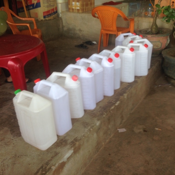 Biển Quảng B&igrave;nh xuất hiện d&ograve;ng nước lạ m&agrave;u đỏ đục k&eacute;o d&agrave;i hơn 1km