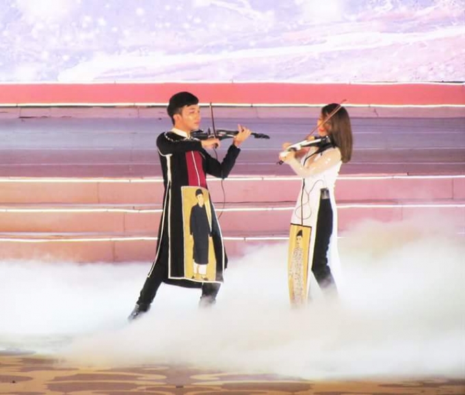 Từng gi&acirc;y ph&uacute;t trong đem bế mạc đầy cảm x&uacute;c.