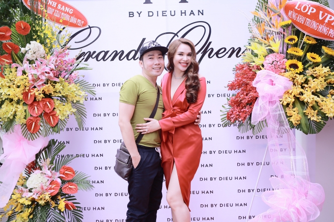 Chuy&ecirc;n gia trang điểm Tony Tường cũng đến tham dự sự kiện.