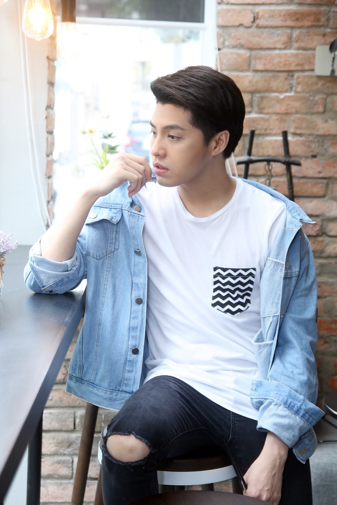 Noo Phước Thịnh cuốn h&uacute;t với gu thời trang khỏe khoắn